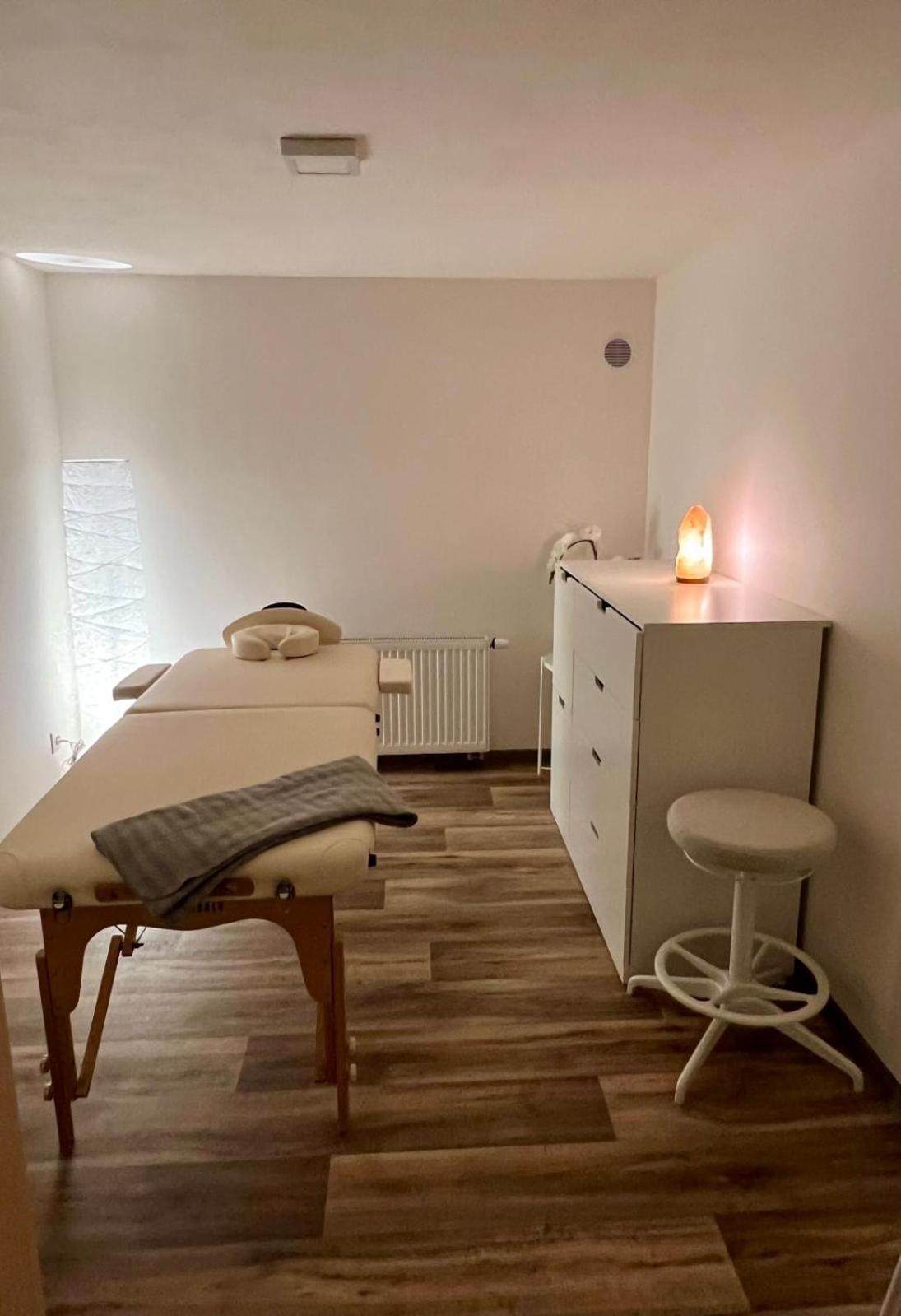 Sauna Central Praha Bagian luar foto